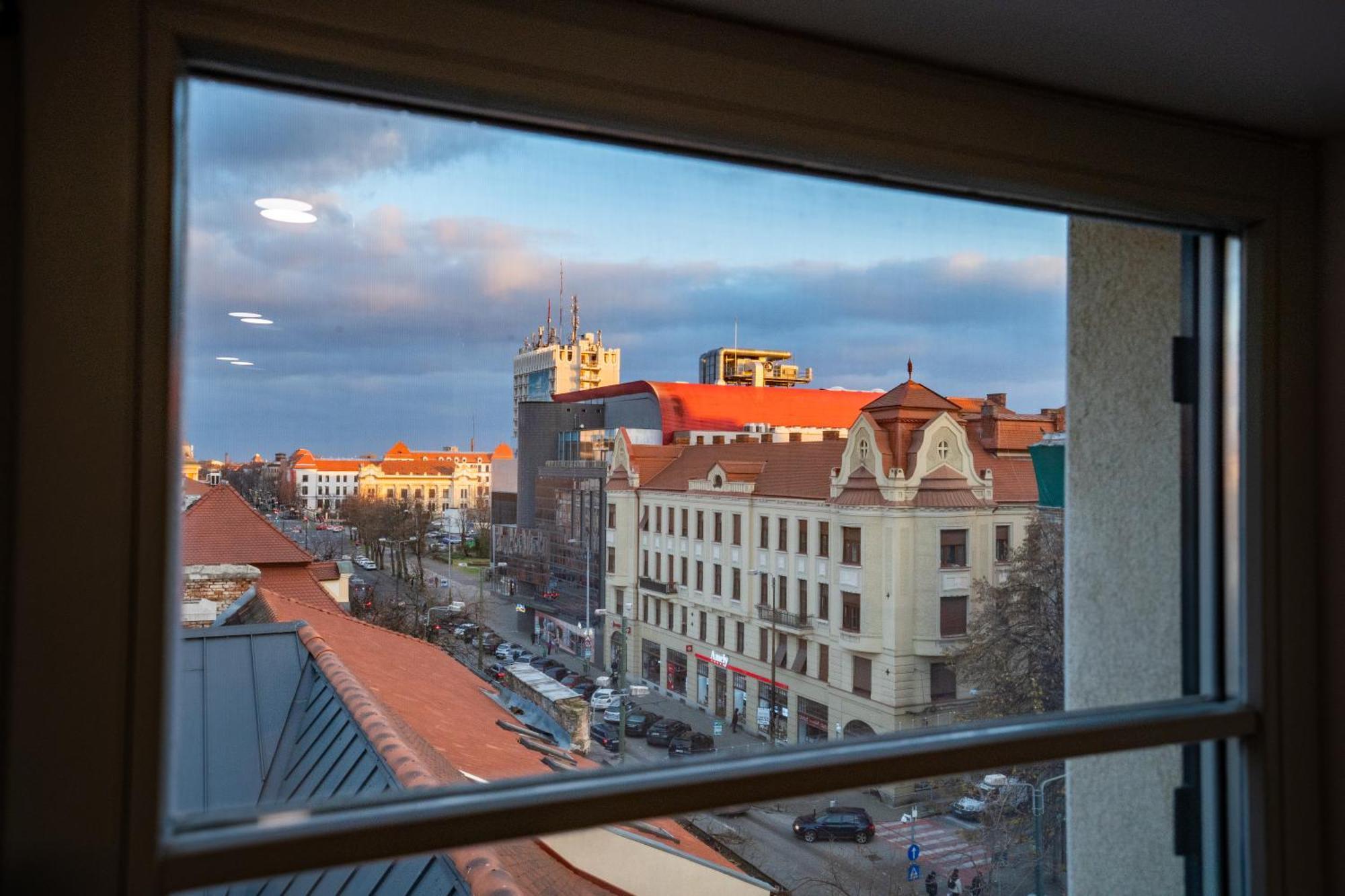 Atlas Hotel Timişoara Eksteriør bilde