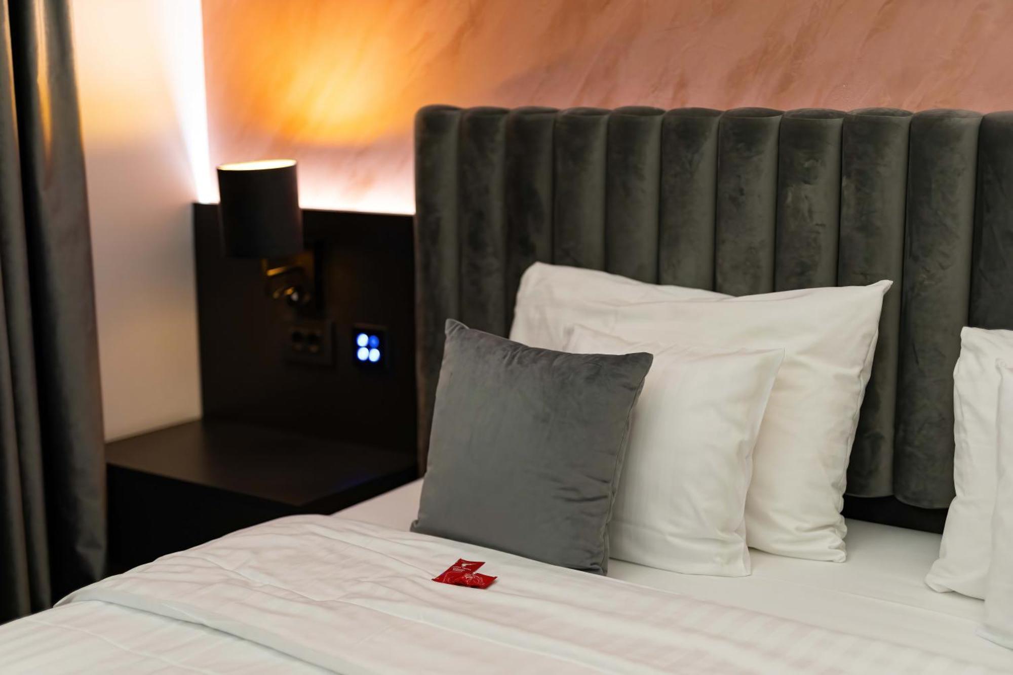 Atlas Hotel Timişoara Eksteriør bilde